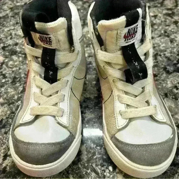 Nike Kids Blazer Mid 77, White And Red , Size 11C - Picture 6 of 14